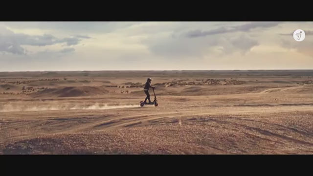 Charger la vidéo: 
